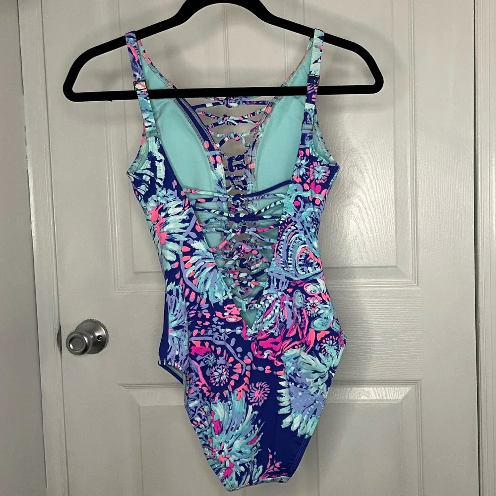 Lilly Pulitzer Twilight Blue Isle Lattice Swimsuit 0 NWT - Picture 2 of 4